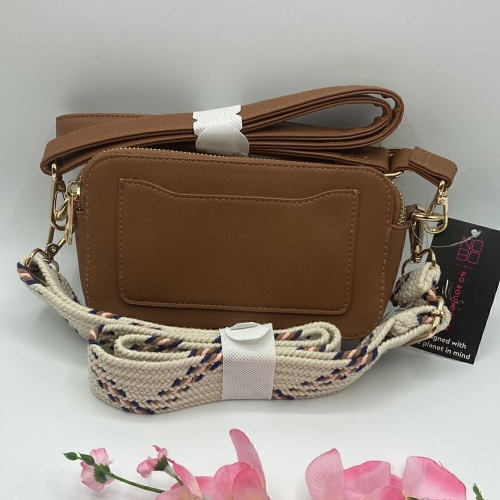 WOMEN’S CAMERA CROSSBODY HANDBAG Purse Bag